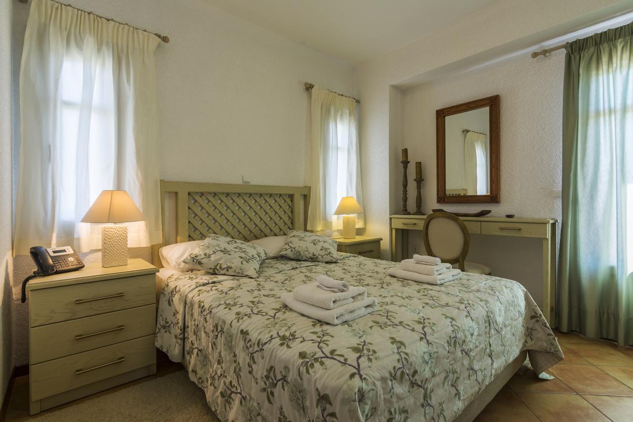 Elaia Villas ปีตาโกเรโย ภายนอก รูปภาพ