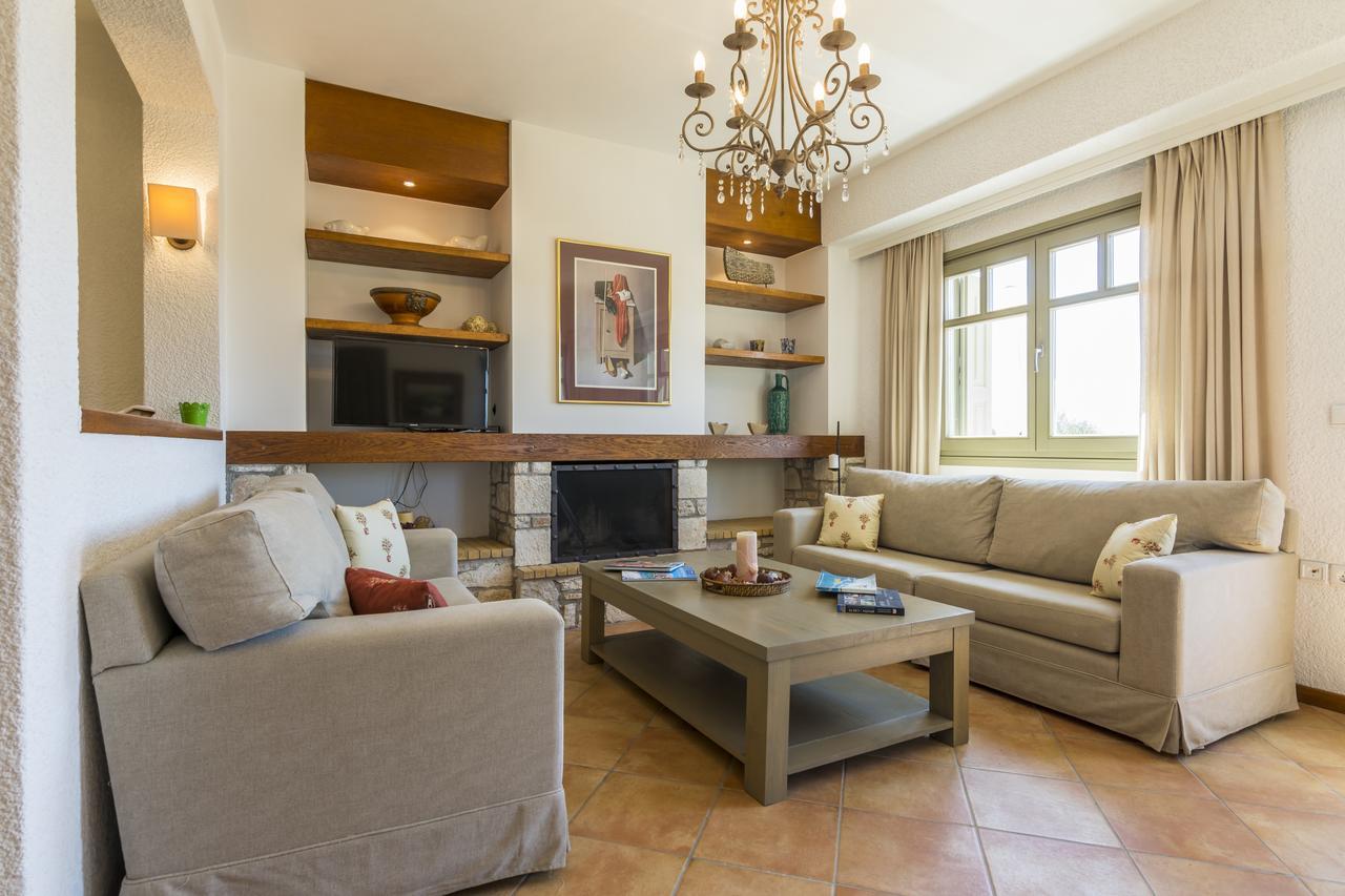 Elaia Villas ปีตาโกเรโย ภายนอก รูปภาพ